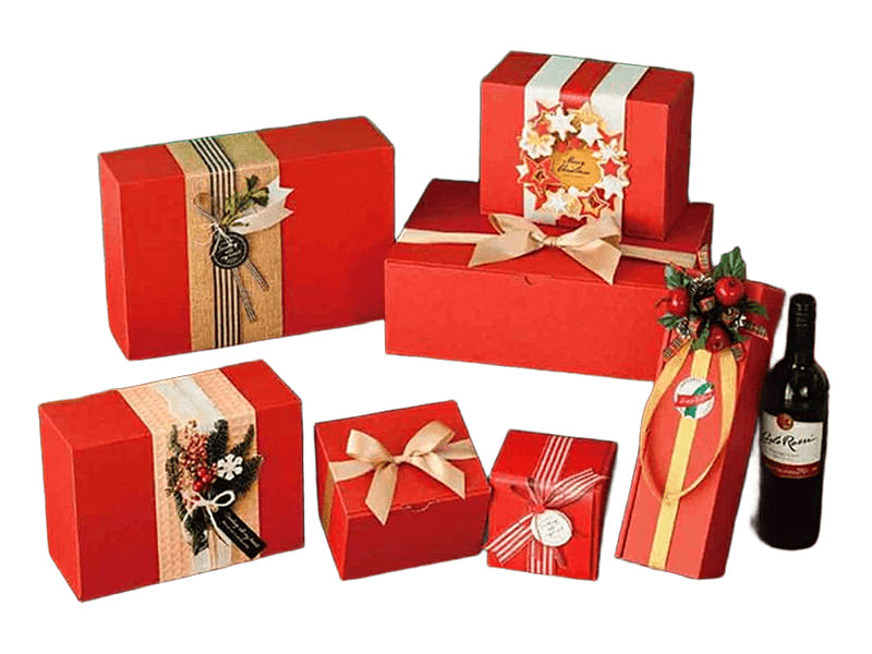 Фото подарочных красных коробочек разного размера